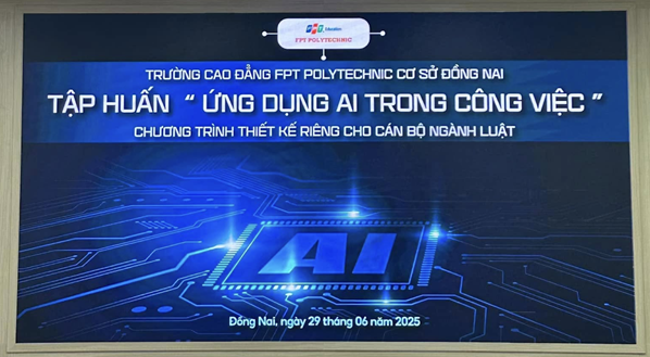 Hình ảnh: Chương trình tập huấn “ỨNG DỤNG AI TRONG CÔNG VIỆC”, dành riêng cho cán bộ ngành luật.